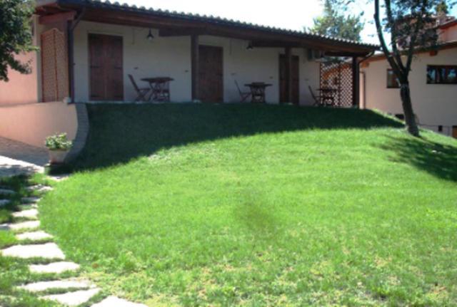 Villaggio Del Sole Giove Bagian luar foto