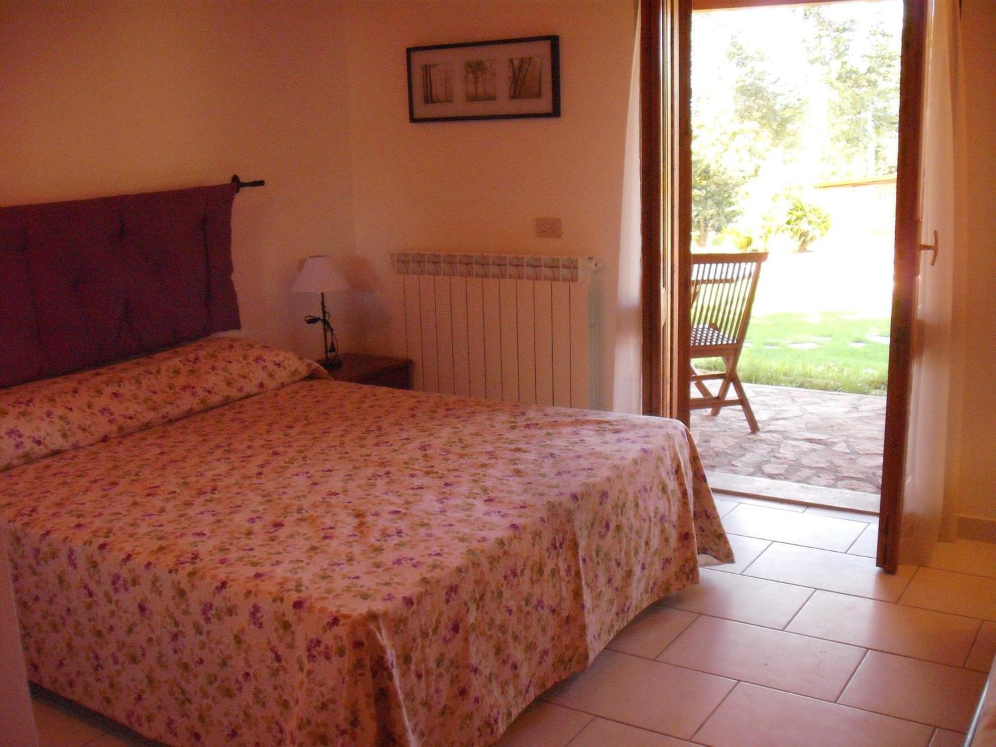 Villaggio Del Sole Giove Bagian luar foto